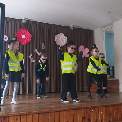 17.02.2023. Popiela Kusas pamatskolā. 1./2.klases priekšnesums.