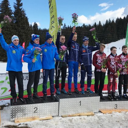 Uģis Beķeris pirmais no labās puses 2018.g. Bulgārijā, Eiropas jaunatnes čempionātā