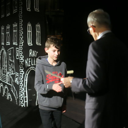 21.02.2019 -Kaspars Miklašonoks saņem atzinību Dzimtās valodas pasākumā Rīgā, Latvijas Leļ