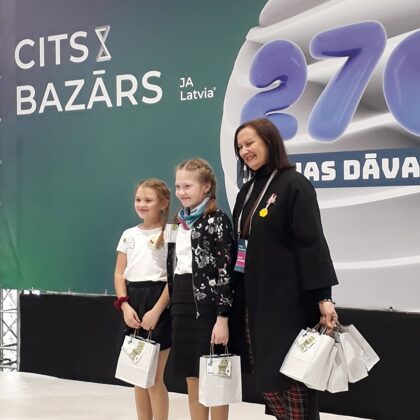 saņemot žūrijas Simpātiju balvu par Pitch prezentāciju