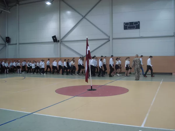 Ierindas skati atklājot...